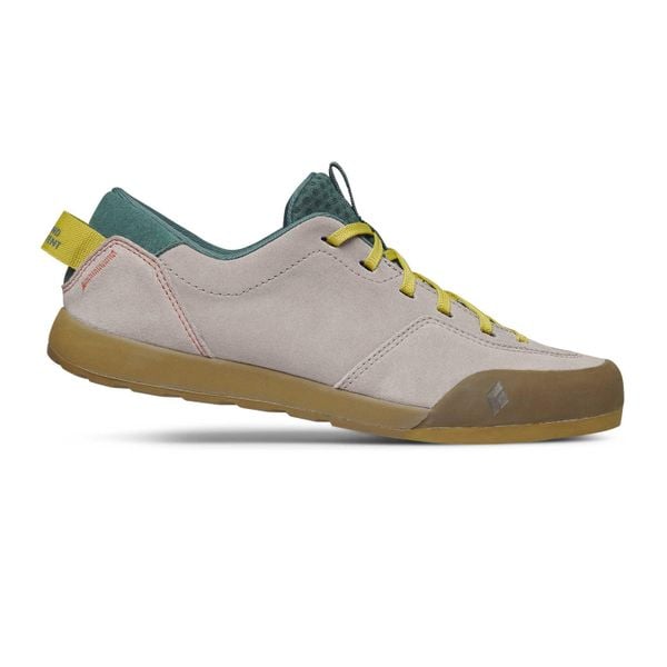 Damskie buty turystyczne Black Diamond Prime. Czerwone buty trekkingowe Black Diamond, bez wzorów, z materiału, bez zapięcia, outdoorowe. Za 592.90 zł.