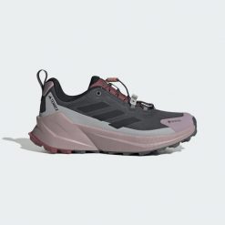 Buty Terrex Trailmaker 2 GORE-TEX Speed Lace Hiking. Czarne buty trekkingowe adidas, z gore-texu, bez zapięcia. Za 553.20 zł.