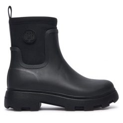 Kalosze Tommy Hilfiger. Czarne kalosze Tommy Hilfiger, bez wzorów, bez zapięcia. Za 489.99 zł.