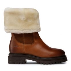Botki Geox. Brązowe botki Geox, bez wzorów, bez obcasa, na płaskiej podeszwie, bez zapięcia. Za 379.99 zł.