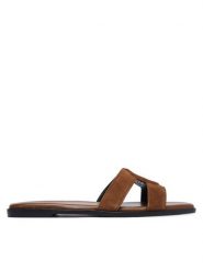 BOSS Klapki Charlize 50563333 Beżowy. Brązowe klapki Boss, bez wzorów, ze skóry, bez obcasa, bez zapięcia. Za 899.99 zł.