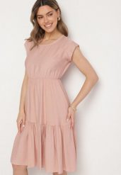 Ciemnoróżowa Wiskozowa Sukienka o Rozkloszowanym Kroju Lizena. Czerwone sukienki Born2be, na co dzień, bez wzorów, z wiskozy, eleganckie, bez kołnierzyka, bez ramiączek, midi, rozkloszowane. W wyprzedaży za 63.74 zł.