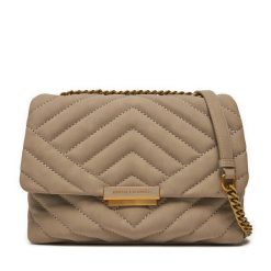 Torebka Armani Exchange. Brązowe kopertówki Armani Exchange, bez wzorów, wizytowe, bez dodatków. Za 589.99 zł.