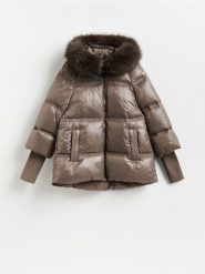 Pikowana kurtka - brązowy. Brązowe kurtki Reserved, l, bez wzorów, z tkaniny, bez kaptura. Za 329.99 zł.