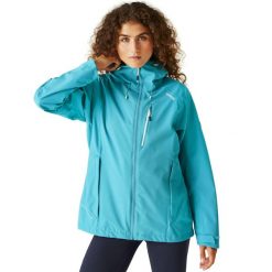 Kurtka przeciwdeszczowa damska Birchdale. Niebieskie kurtki przeciwdeszczowe Regatta, bez wzorów, bez kaptura, trekkingowe. Za 229.99 zł.