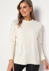 Jasnobeżowy Sweter z Dodatkiem Modalu i Wiskozy z Perłami i Cekinami na Ramionach Ivenise. Brązowe swetry Born2be, na zimę, bez wzorów, z wiskozy, bez ramiączek. W wyprzedaży za 101.99 zł.