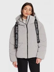 Calvin Klein Jeans Kurtka puchowa J20J220017 Szary Regular Fit. Szare kurtki Calvin Klein Jeans, l, bez wzorów, z jeansu, bez kaptura. Za 919.99 zł.