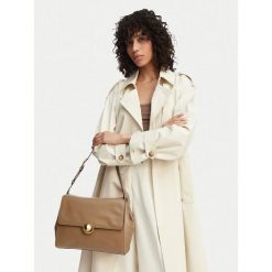 Torebka Furla. Brązowe torebki klasyczne Furla, bez wzorów, klasyczne, bez dodatków. Za 2,149.00 zł.