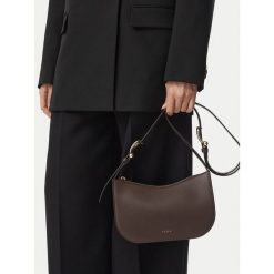 Torebka Furla. Brązowe torebki klasyczne Furla, bez wzorów, klasyczne, bez dodatków. Za 1,439.00 zł.