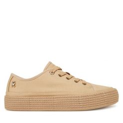 Espadryle Tommy Hilfiger. Brązowe espadryle Tommy Hilfiger, bez wzorów, bez obcasa. Za 319.99 zł.
