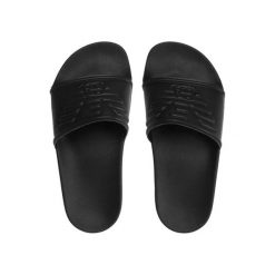 Klapki basenowe dla dorosłych Emporio Armani Beachwear. Czarne klapki Emporio Armani Connected, bez wzorów, bez obcasa, bez zapięcia. W wyprzedaży za 181.49 zł.