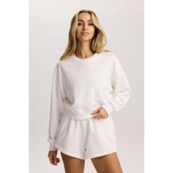 Damska bluza sportowa Rough Radical Active Crop Top. Białe bluzy bez kaptura ROUGH RADICAL, m, bez wzorów, bez kaptura, na fitness i siłownię. W wyprzedaży za 144.42 zł.