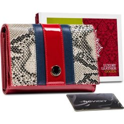 Portfel skórzany Peterson bordowy PTN ST-445. Czerwone portfele Peterson, z aplikacjami, ze skóry. Za 127.99 zł.