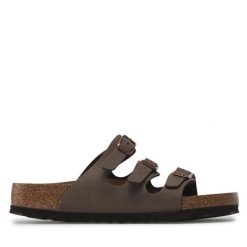 Klapki Birkenstock. Brązowe klapki Birkenstock, bez wzorów, bez obcasa, bez zapięcia. Za 519.99 zł.