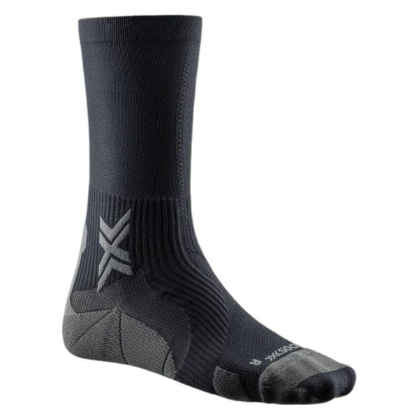 Skarpetki biegowe X-Socks Run Perform Crew. Czarne skarpetki X BIONIC, bez wzorów. Za 164.50 zł.