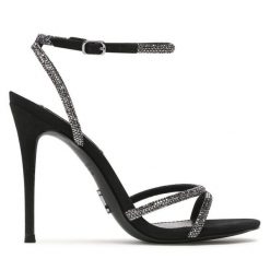 Sandały Steve Madden. Czarne sandały Steve Madden, bez wzorów, bez obcasa, na szpilce, bez zapięcia. Za 549.99 zł.
