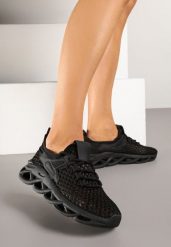 Czarne Buty Sportowe Sneakersy na Platformie Ozdobionej Tłoczeniem Teliriella. Czarne buty sportowe lifestyle Renee, bez wzorów, z jeansu, bez zapięcia. W wyprzedaży za 67.99 zł.