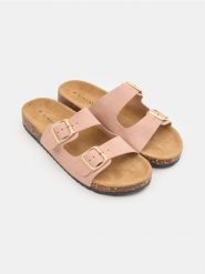 Klapki ze skórzaną wkładką - różowy. Czerwone klapki Sinsay, bez wzorów, bez obcasa, bez zapięcia. Za 39.99 zł.