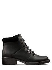 Clarks Skórzane trzewiki w kolorze czarnym rozmiar: 39. Czarne botki Clarks, bez wzorów, ze skóry, bez obcasa, bez zapięcia. Za 197.17 zł.