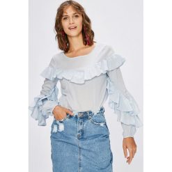 Vila - Bluzka Tampa. Niebieskie bluzki Vila, l, bez wzorów, z bawełny, casualowe, bez kołnierzyka, bez ramiączek. W wyprzedaży za 59.90 zł.