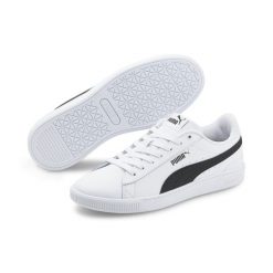 Buty do chodzenia damskie Puma Vikky V3 Lthr. Białe buty sportowe lifestyle Puma, bez wzorów, bez zapięcia, trekkingowe, puma vikky. Za 209.00 zł.