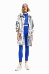 Desigual kurtka damska kolor srebrny przejściowy oversize. Szare kurtki Desigual, bez wzorów, bez kaptura. Za 539.99 zł.