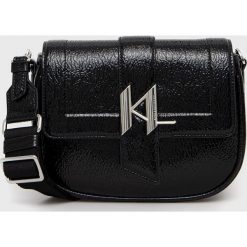 Karl Lagerfeld torebka kolor czarny. Czarne listonoszki KARL LAGERFELD, bez wzorów, na ramię, bez dodatków. Za 1,599.90 zł.