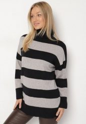 Czarno-Szary Golf w Paski o Dłuższym Kroju Ralinia. Czarne swetry Born2be, bez wzorów, z jeansu, eleganckie, bez ramiączek. Za 79.99 zł.