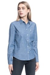 KOSZULA DAMSKA LEE REGURAL SHIRT WASHED BLUE L46AHWLR 112110735. Niebieskie koszule Lee, l, bez wzorów, bez kołnierzyka, bez ramiączek. Za 129.99 zł.