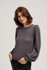 Sweter z bufiastymi rękawami i metaliczną nitką. Swetry MOODO, l, bez wzorów, bez ramiączek. W wyprzedaży za 47.99 zł.