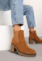 Jasnobrązowe Botki na Obcasie Ozdobione Elastyczną Wstawką Resilina. Brązowe botki Renee, bez wzorów, z dzianiny, eleganckie, bez obcasa, na obcasie, bez zapięcia. W wyprzedaży za 87.49 zł.