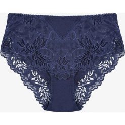 Granatowe Majtki Figi z Koronką Nabilah. Niebieskie figi Born2be, bez wzorów, z koronki. W wyprzedaży za 15.99 zł.