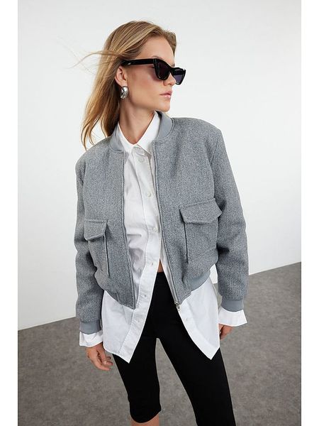 Trendyol Kurtka w kolorze szarym rozmiar: XL. Szare kurtki Trendyol, xl, bez wzorów, bez kaptura. Za 130.99 zł.