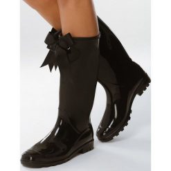 Czarne Kalosze Avouch. Czarne kalosze Born2be, bez wzorów, bez zapięcia. Za 49.99 zł.