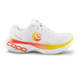 Damskie buty do biegania Topo Athletic Specter 2. Białe buty do biegania Topo Athletic, bez wzorów, bez zapięcia, do biegania. Za 853.50 zł.
