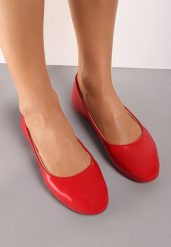Czerwone Balerinki Phalymes. Czerwone baleriny Born2be, bez wzorów, eleganckie, z okrągłym noskiem, bez obcasa, na płaskiej podeszwie, bez zapięcia. Za 34.99 zł.