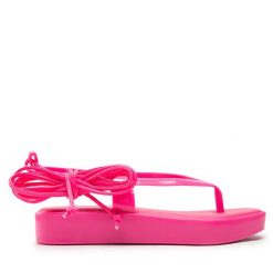 Sandały Melissa. Czerwone sandały Melissa, bez wzorów, bez obcasa, na płaskiej podeszwie, bez zapięcia. Za 279.99 zł.