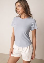 Jasnoniebieski Gładki T-shirt w Klasycznym Stylu Salodone. Niebieskie t-shirty Born2be, m, bez wzorów, z jeansu, klasyczne, bez kołnierzyka, bez ramiączek. Za 39.99 zł.