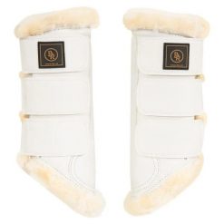 Zamknięte buty dla koni BR Equitation Majestic. Białe buty treningowe BR, bez wzorów, z futra, bez zapięcia, do jazdy konnej. Za 240.55 zł.