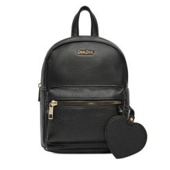 Plecak DeeZee. Czarne plecaki DeeZee, bez wzorów, bez dodatków. Za 129.99 zł.