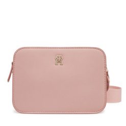 Torebka Tommy Hilfiger. Czerwone listonoszki Tommy Hilfiger, bez wzorów, bez dodatków. Za 259.99 zł.