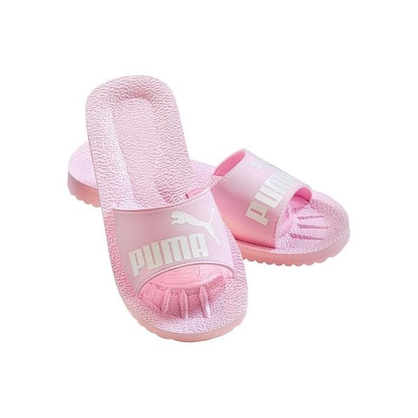 Klapki damskie Puma Purecat. Czerwone klapki Puma, bez wzorów, z materiału, klasyczne, bez obcasa, bez zapięcia. Za 159.99 zł.