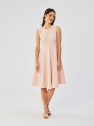 Stylove Sukienka w kolorze beżowym rozmiar: S. Brązowe sukienki Stylove, s, bez wzorów, bez kołnierzyka, bez ramiączek, midi, rozkloszowane. Za 324.45 zł.