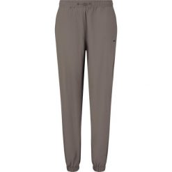 Damskie spodnie dresowe Athlecia Hero. Brązowe spodnie dresowe Athlecia, bez wzorów, z dresówki. Za 177.00 zł.