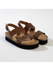 BACKSUN Sandały "Villa" w kolorze brązowym rozmiar: 41. Brązowe sandały Backsun, bez wzorów, klasyczne, z otwartym noskiem, bez obcasa, bez zapięcia. Za 173.99 zł.