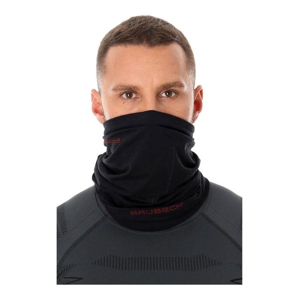 Komin trekkingowy z wełną merino unisex Brubeck. Czarne szaliki i kominy Brubeck, bez wzorów, z elastanu. Za 72.99 zł.