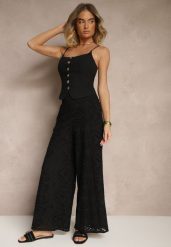 Czarne Ażurowe Spodnie z Bawełny High Waist o Szerokim Kroju Evinassa. Czarne jeansy Renee, l, w ażurowe wzory, z bawełny, eleganckie, z podwyższonym stanem. W wyprzedaży za 111.99 zł.