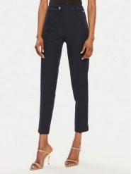 Maryley Spodnie materiałowe 24EB52Z/M23/43BL Granatowy Regular Fit. Niebieskie spodnie materiałowe Maryley, bez wzorów, z materiału. Za 149.99 zł.