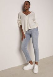 Niebieskie Bawełniane Jeansy o Klasycznym KrojuVimavies. Niebieskie jeansy Born2be, l, bez wzorów, z bawełny, klasyczne, z podwyższonym stanem. Za 119.99 zł.