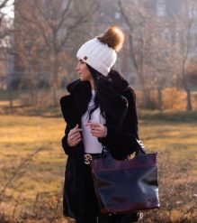 Torebka skórzana elegancki kuferek DAN-A T195 czarny/koniak. Czarne torebki klasyczne DAN-A, bez wzorów, ze skóry, biznesowe, bez dodatków. Za 399.99 zł.